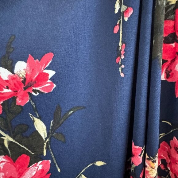 Papermoon Women Navy Floral Crisscross Back Sleeveless Tank Top Size 2X - Picture 5 of 6